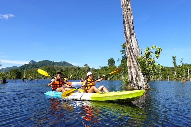 Dragon Crest Sunrise Hike and Klong Root Kayaking Private Tour - The Experience: From Dawn to Dusk in Krabi