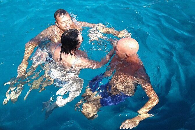 DREAM of TURTLES - Luxury Yacht Cruise - BBQ meal - 1 free drink - Authentic Experiences & Why Travelers Love It