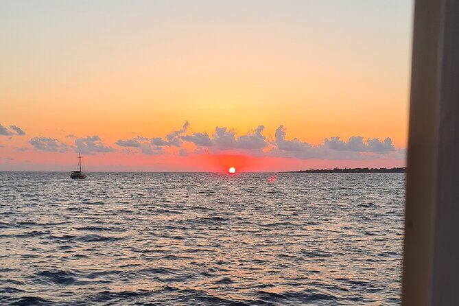 Dreamy Cruise sunset tour with dinner and unlimited wine! - Why This Tour Is a Great Value