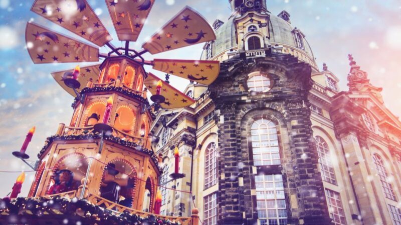 Dresden: Christmas Sightseeing Tour with a 'Pflaumentoffel' - Real Experiences from Travelers