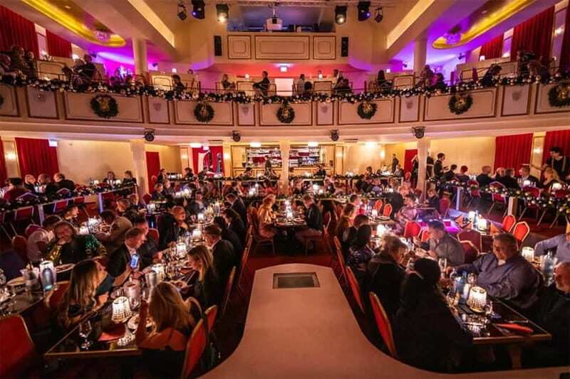 Dresden: Entrance Ticket for Travesty Revue Show - Key Points