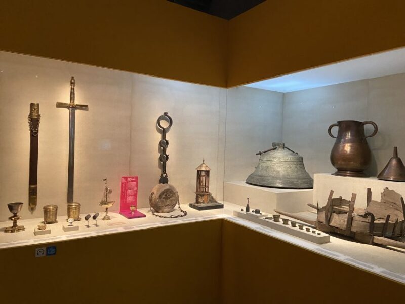 Dresden: Guided City Walk and City Museum Entrance Ticket - Practical Details and Tips