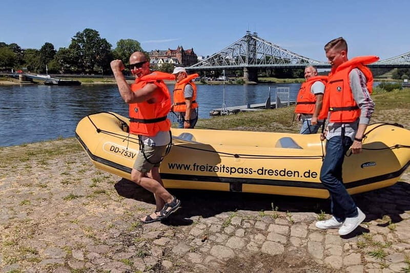 Dresden: Im Schlauchboot von "Blaues Wunder" bis DD-Altstadt - Who Will Love This Experience?