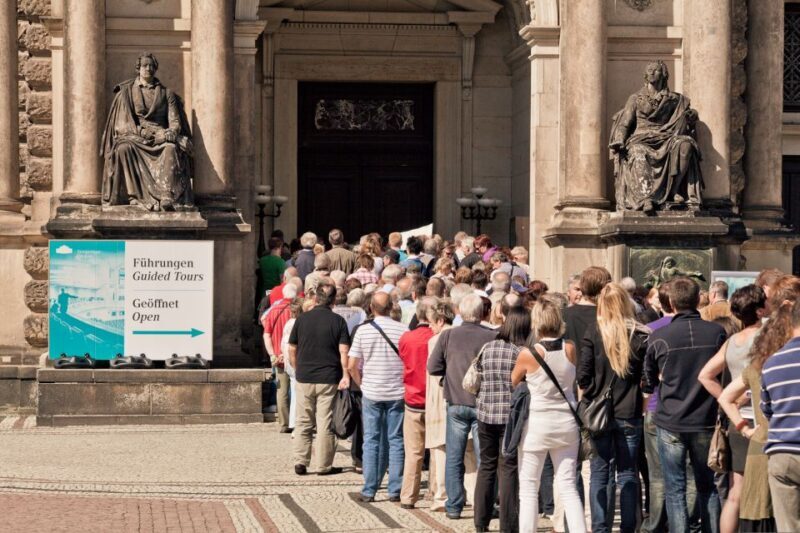 Dresden: Semperoper Tickets and Guided Tour - A Deep Dive into the Semperoper Tour Experience
