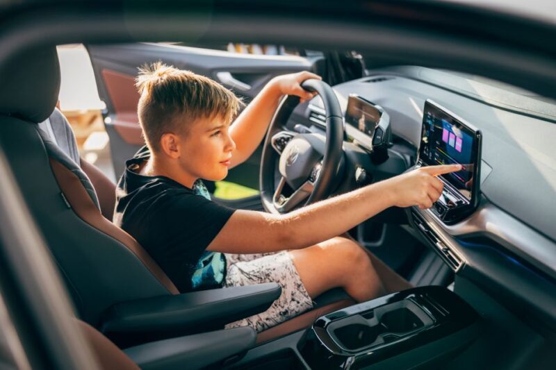 Dresden: Special Tour for Children & Families VW Factory - Key Points