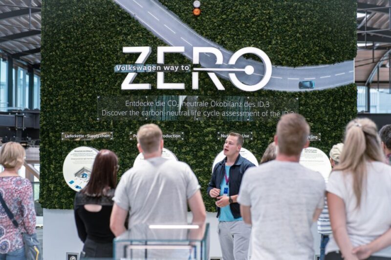 Dresden: Tour of VW's Transparent Factory - A Detailed Look at the Experience