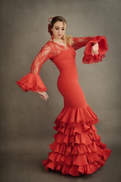 Dress and feel like a real Flamenca - What to Expect from the Flamenco Dressing Experience