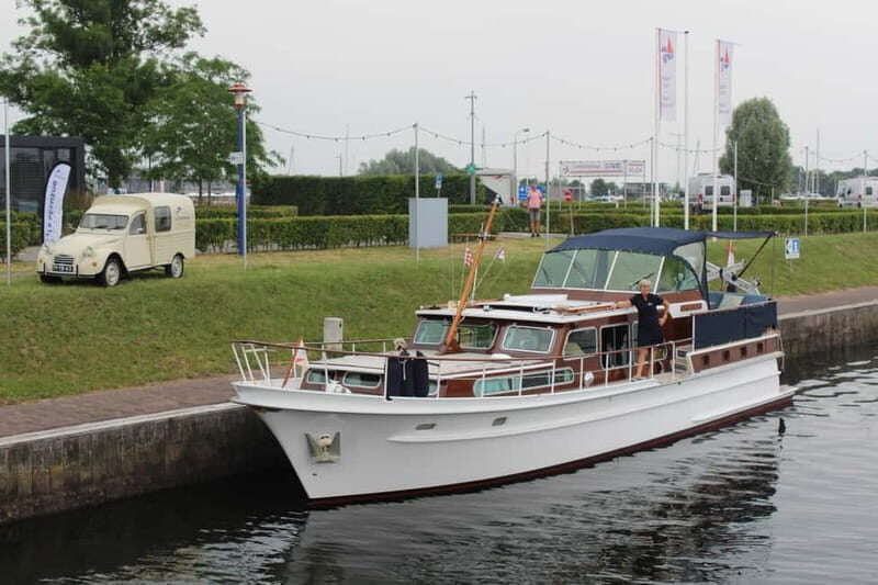 Drimmelen: Biesbosch Nature Reserve Boat Tour - FAQs