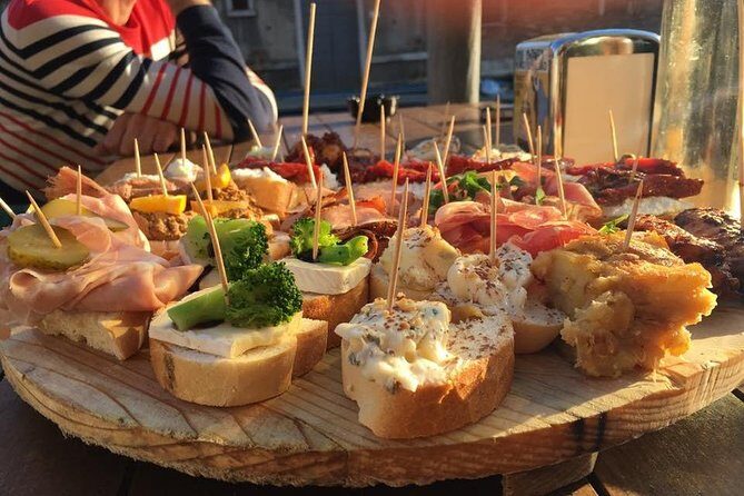 Drink eat and walk in Venice - Key Points