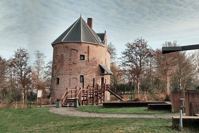 Drive it yourself electric History and Castle GPS audio tour - Itinerary breakdown and what to expect