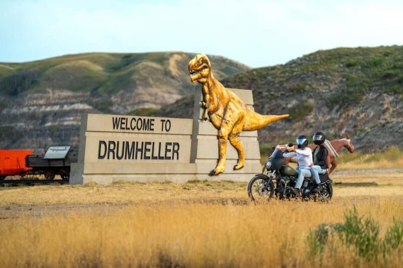 Drumheller: Dinosaurs, Museum, & Hoodoos Day Tour - Key Points