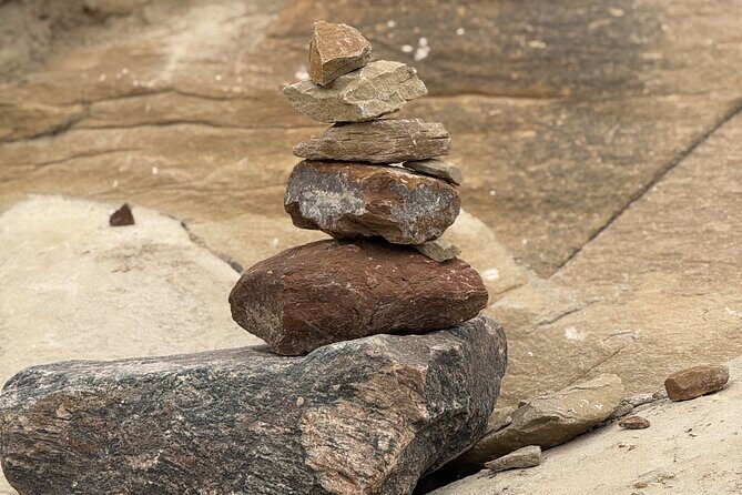 Drumheller & Hoodoos Private Luxury guided Day Tour from Calgary - Exploring the Landscape: From Calgary to the Canadian Badlands