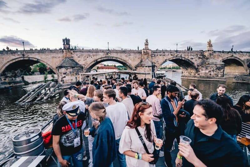 Drunken Monkey Prague Boat Party Open Bar to Duplex Club - Who Will Love This Experience?