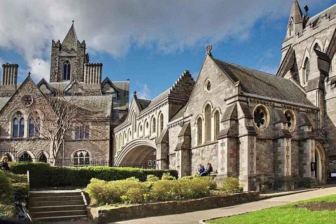 Dublin Christ Church Cathedral Admission Ticket - Touring the Cathedral: What to Expect