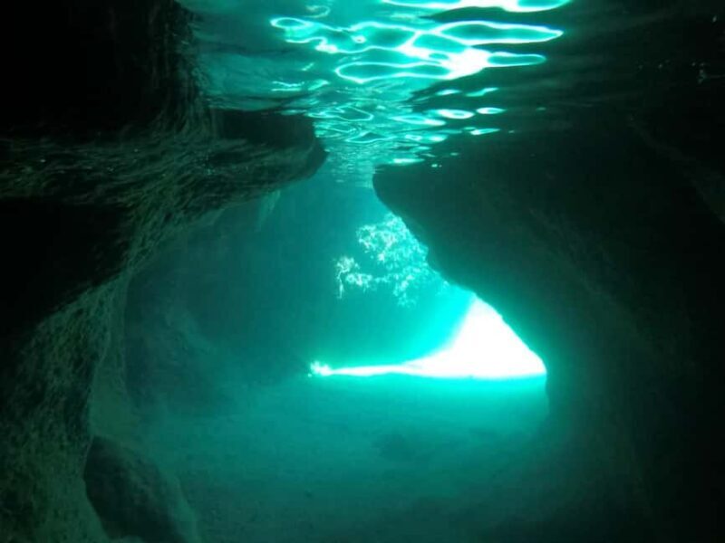 Dubrovnik: Blue Cave and Green Caves Boat Tour from Old City - A Deep Dive into the Experience