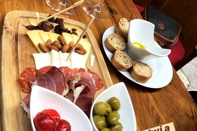Dubrovnik by Night, History, Wine & Bites - FAQ