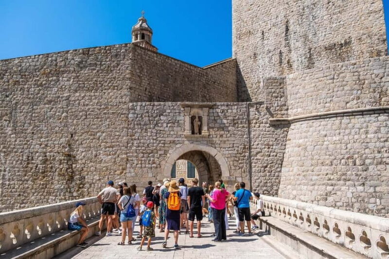 Dubrovnik: City Walls, Old Town Walking Tour & Adriatic View - What the Tour Entails