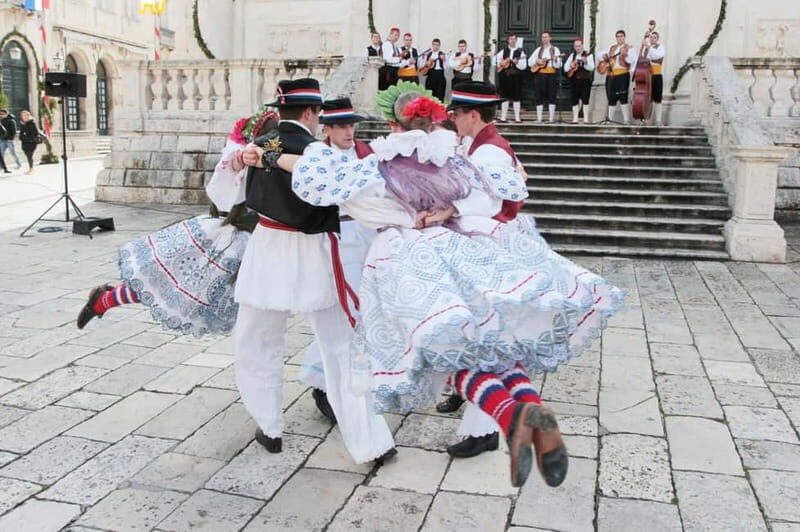Dubrovnik: Croatian Folklore Show - Key Points
