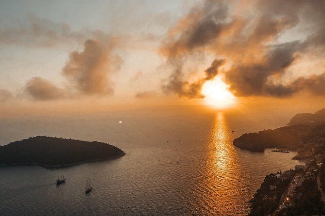 Dubrovnik E-Tuk Tuk Sunset Tour to Mount Srd - The Sunset and Wine Experience