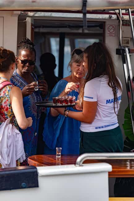 Dubrovnik: Elaphite Island Cruise w/ Drinks & Optional Lunch - Onboard Experience: Food, Drinks, and Comfort