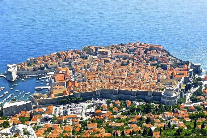 Dubrovnik full-day guided tour from Split - Departure and Journey to Dubrovnik