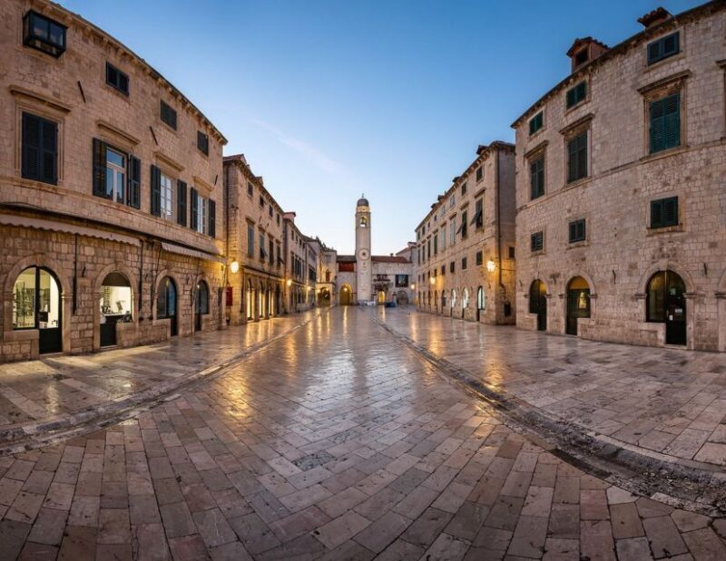 Dubrovnik: Old Town Evening Walking Tour - Key Points