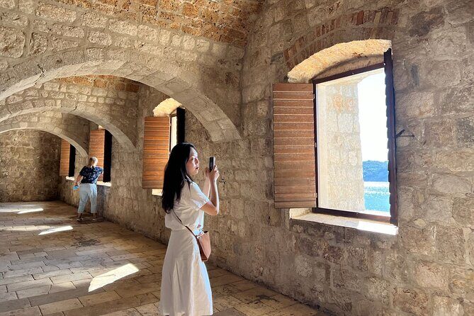 Dubrovnik: Old Town Walking Tour, Walls and Adriatic Views - Exploring Dubrovnik’s Old Town in Detail