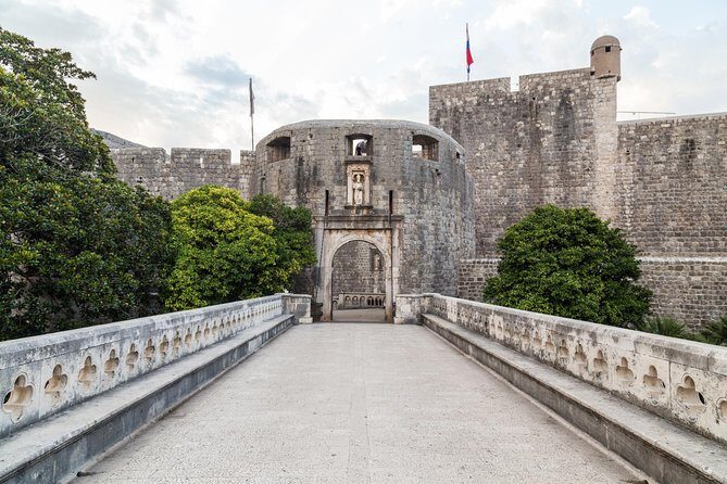 Dubrovnik Private Shore Excursion: Dubrovnik Old Town, Konavle Valley and Sivi Soko Viewpoint - FAQ