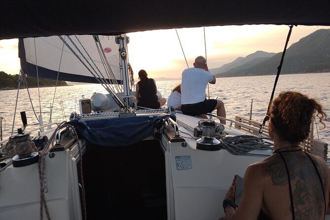 Dubrovnik: Private Sunset tour on a yacht around Dubrovnik - FAQ