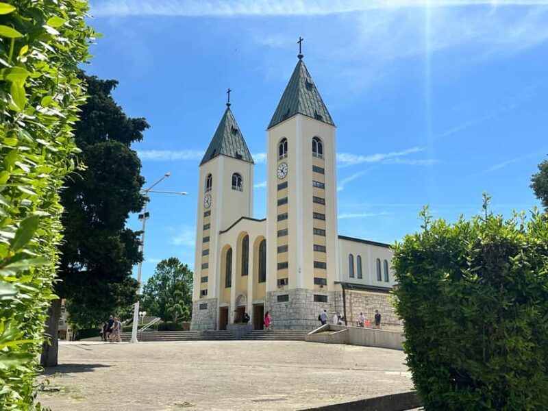 Dubrovnik: Private Tour to Meugorje and Kravice Waterfalls - Key Points