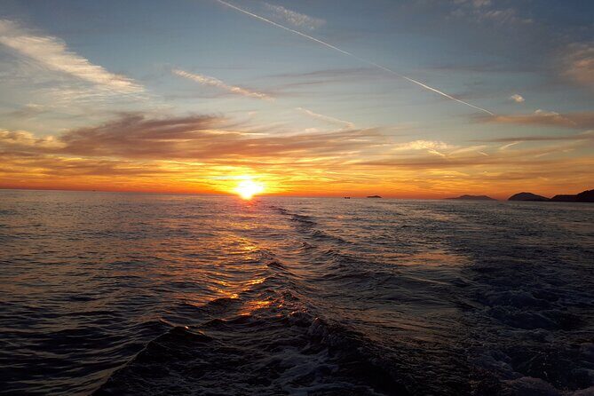 Dubrovnik Romantic Sunset Boat Tour - Why This Tour Might Be Perfect for You