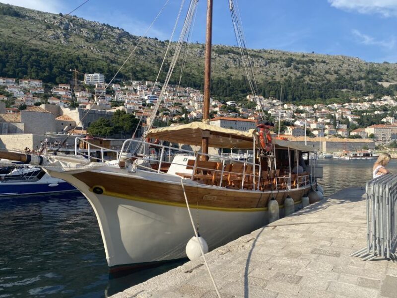 Dubrovnik: Sunset Dinner Cruise around the Old Town - What Sets This Tour Apart?
