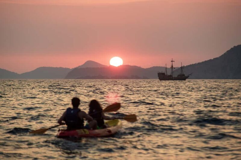 Dubrovnik: Sunset Kayaking and Snorkeling Tour - The Sum Up