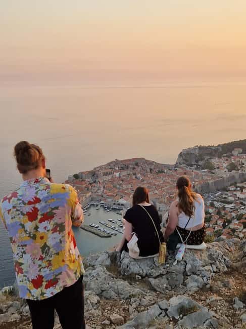 Dubrovnik: Sunset Wine Tasting At Panorama Point - What to Expect from the Sunset Wine Tasting