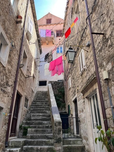 Dubrovnik tour with 100% Dutch speaking guide. - Who Should Book This Tour?