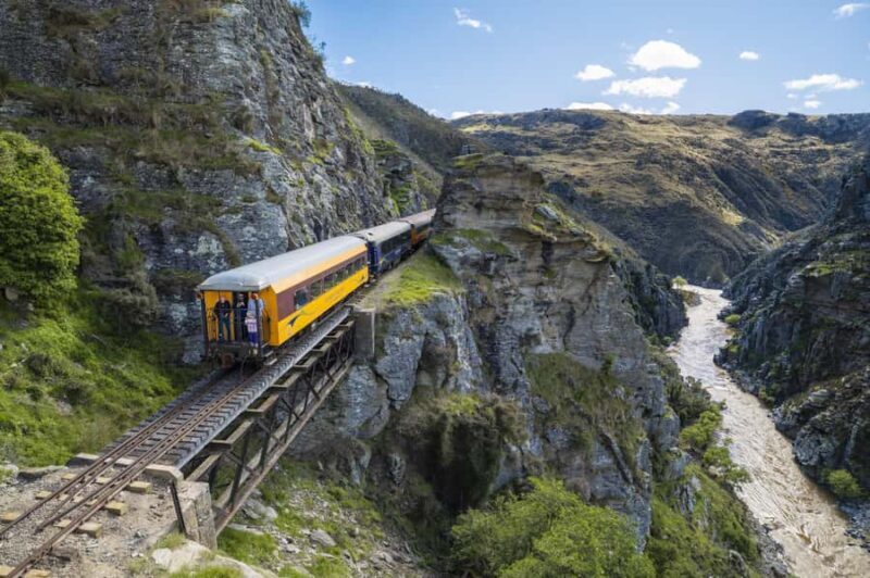 Dunedin: Scenic Railway Tour Through the Taieri Gorge - Key Points