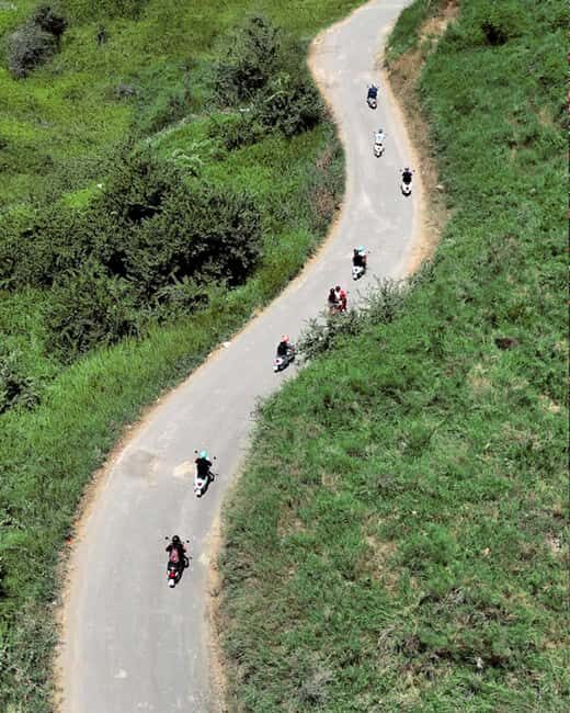 Durrës Vespa Tour: King Zogs Villa, Amphitheater & Swim - Exploring Durrës on Two Wheels