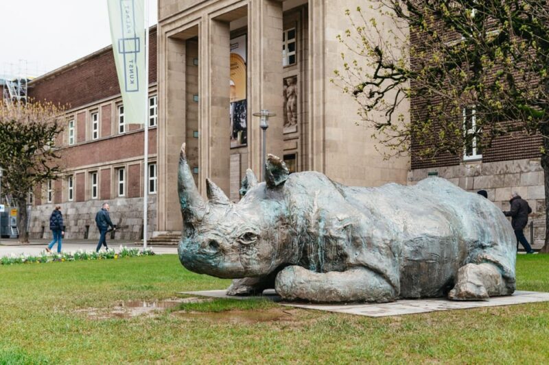 Dusseldorf: Art and Culture Guided Tour with a Local - Key Points