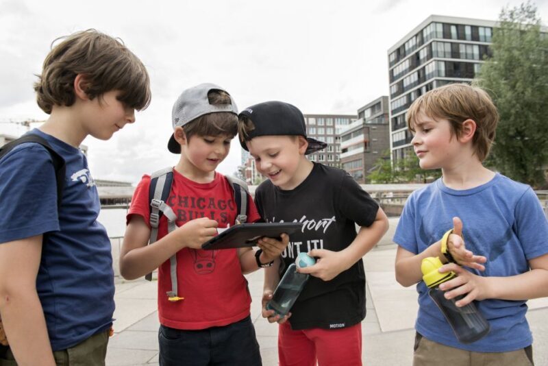 Düsseldorf: City Exploration Game for Kids with Geolino - What You’ll Learn and Experience