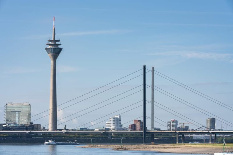 Düsseldorf: Rhine Tower Adult Entry - FAQ