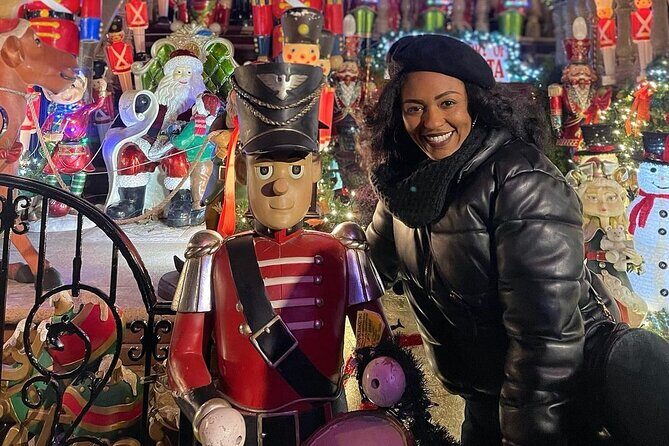 Dyker Heights Christmas Lights and NYC Skyline View Bus Tour - A Look at the Itinerary