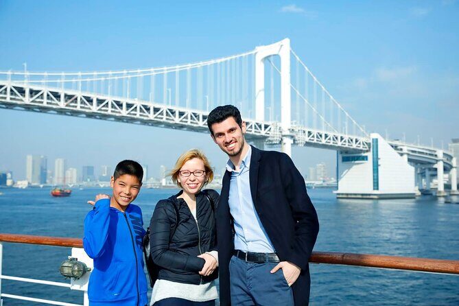 Dynamic Tokyo: Tokyo Tower, Tea Experience, Bay Cruise Day Tour - Cruising Tokyo Bay: Under the Bridges and Past Landmarks