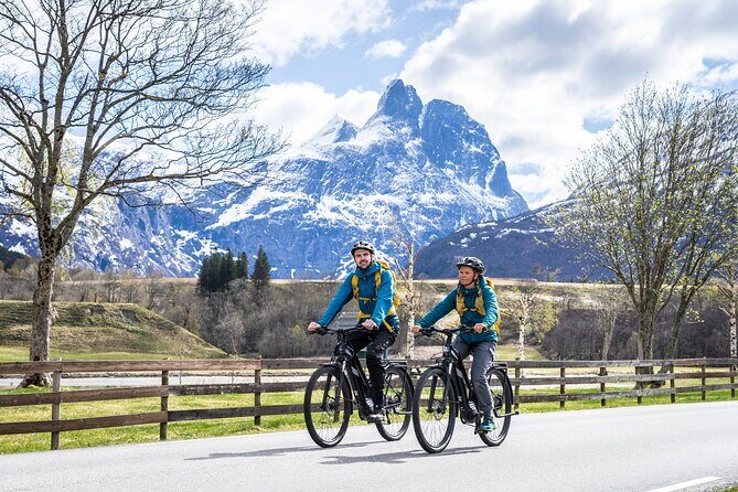 E-bike and hike in Åndalsnes - An In-Depth Look at the Åndalsnes E-bike and Hike Tour