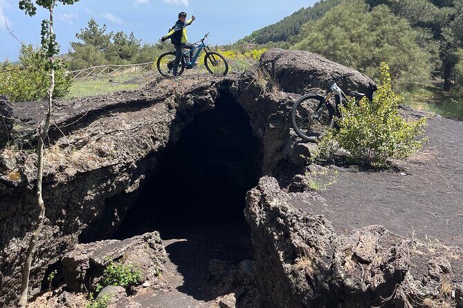 E-bike excursion on Etna - Key Points