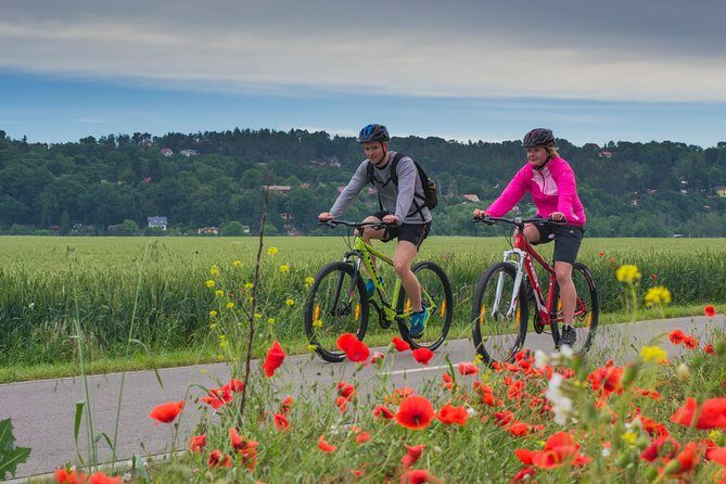E-Bike Full-Day Trip From Prague: The Mighty Karlstejn Castle - The Experience in Detail