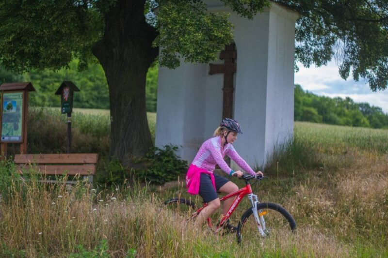 E-Bike Full-Day Trip From Prague:The Mighty Karlstejn Castle - A Complete Guide to the E-Bike Full-Day Trip from Prague: The Mighty Karlstejn Castle