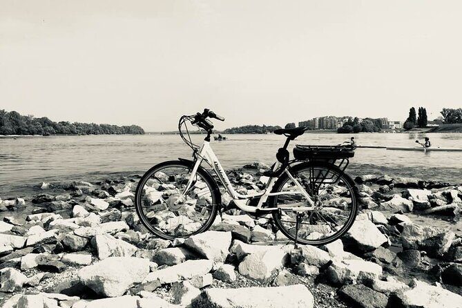 E-Bike Guided Tour in Castle Hill Budapest - Exploring Budapest on Two Wheels