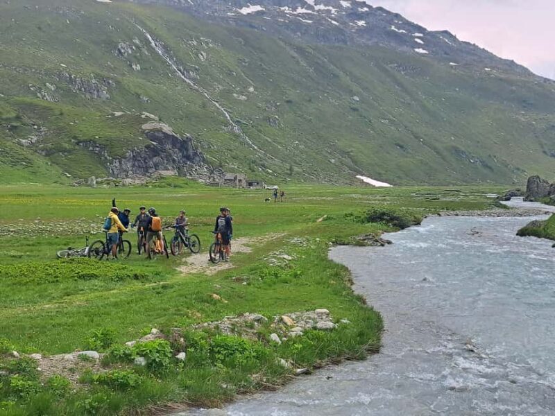 E-BIKE session with your Courchevel instructor - Exploring the Experience in Detail