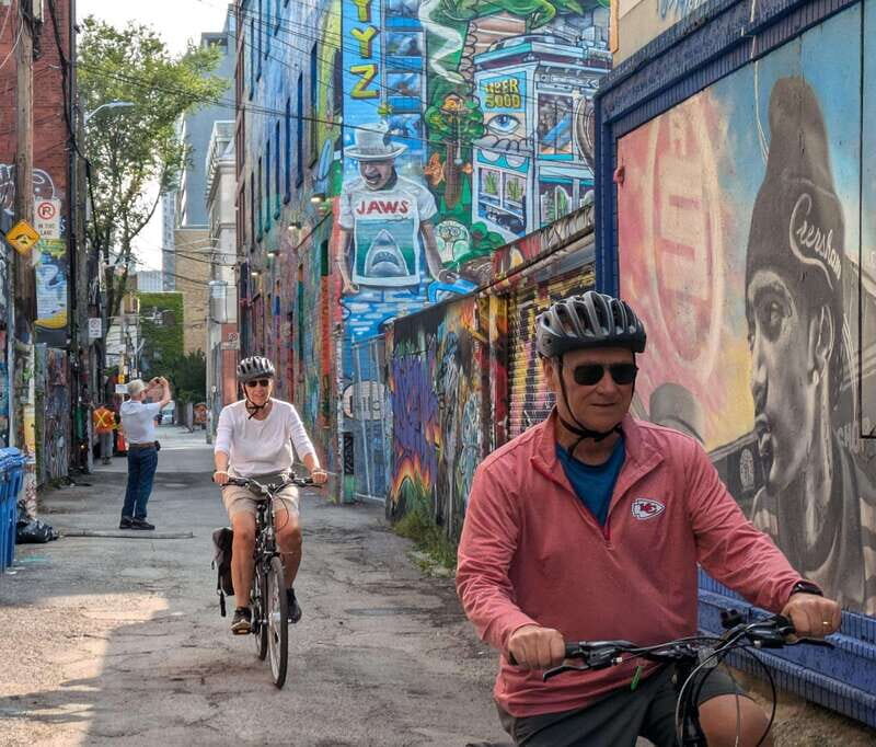 E-bike through Toronto's Dynamic Neighbourhoods - What Reviewers Say
