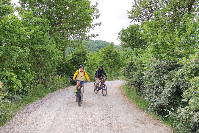 E-Bike Tour fortresses and mountains near the Free Baths of Saturnia - The Sum Up